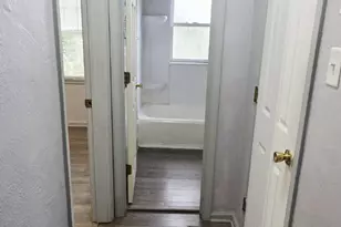 2631 Parkway Dr, Highland, IN 46322 - Photo 5