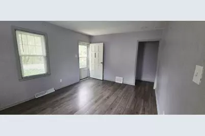 2631 Parkway Drive, Highland, IN 46322 - Photo 3