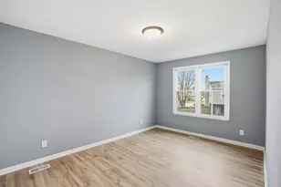 6034 Harrison St, Merrillville, IN 46410 - Photo 19