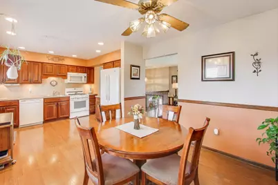 1707 Valley Court, Schererville, IN 46375 - Photo 7