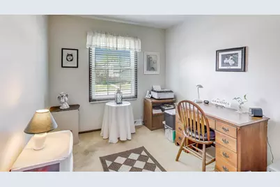 1707 Valley Court, Schererville, IN 46375 - Photo 13