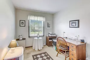 1707 Valley Ct, Schererville, IN 46375 - Photo 13