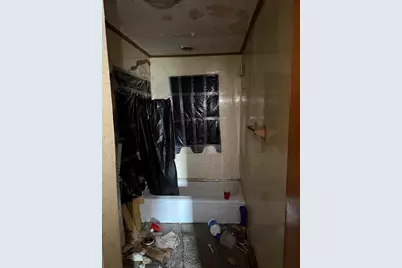 4234 E 12th Place, Gary, IN 46403 - Photo 9