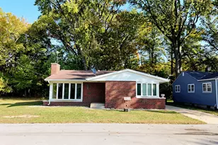 108 Willow Ct, Trail Creek, IN 46360 - Photo 5