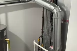 1528 Hanley St, Gary, IN 46406 - Photo 17