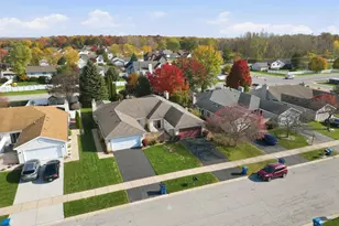 6937 Falcon Dr, Schererville, IN 46375 - Photo 3