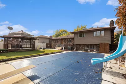 7905 Frederick Avenue, Munster, IN 46321 - Photo 3