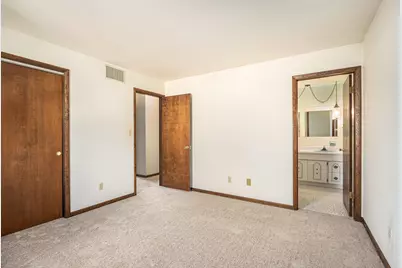 7905 Frederick Avenue, Munster, IN 46321 - Photo 15