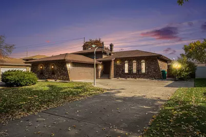 7905 Frederick Avenue, Munster, IN 46321 - Photo 1