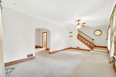 129 Kingsbury Avenue, La Porte, IN 46350 - Photo 9