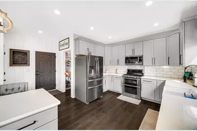 1785 Stellar Street, Hobart, IN 46342 - Photo 7