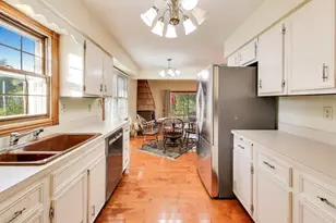 603 Savoy Pl, Valparaiso, IN 46383 - Photo 11