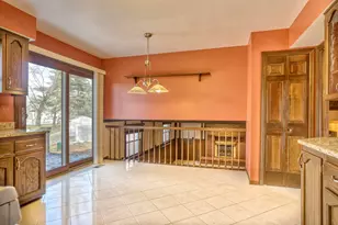 2324 Robinhood Blvd, Schererville, IN 46375 - Photo 9