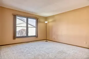 2324 Robinhood Blvd, Schererville, IN 46375 - Photo 13