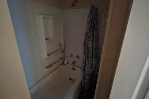 2304 S Meeker Ave, Muncie, IN 47302 - Photo 5