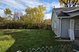 2304 S Meeker Ave, Muncie, IN 47302 - Photo 17