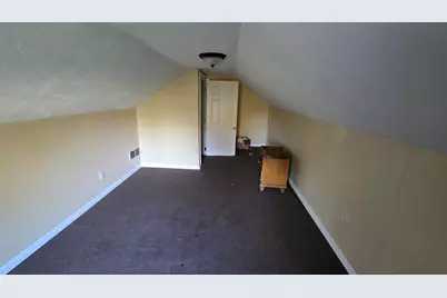 2304 S Meeker Avenue, Muncie, IN 47302 - Photo 11