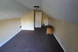 2304 S Meeker Ave, Muncie, IN 47302 - Photo 11