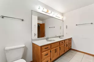 9117 Kennedy Ave, Highland, IN 46322 - Photo 17