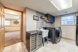 1811 W 86th Ln, Merrillville, IN 46410 - Photo 15