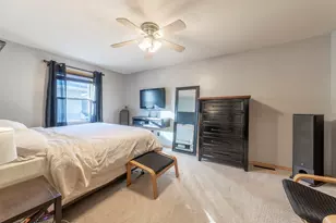 1811 W 86th Ln, Merrillville, IN 46410 - Photo 21