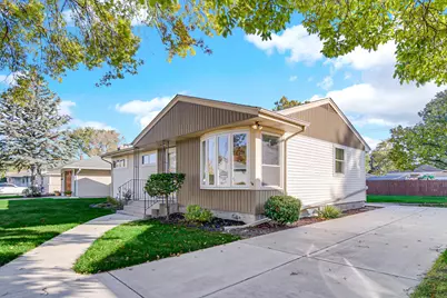 7905 Jackson Avenue, Munster, IN 46321 - Photo 3