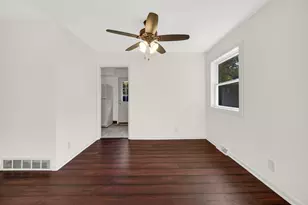 7905 Jackson Ave, Munster, IN 46321 - Photo 17