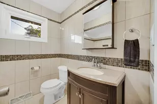 7905 Jackson Ave, Munster, IN 46321 - Photo 11