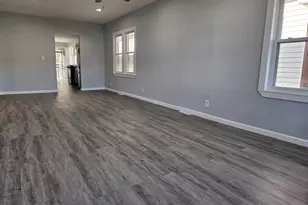 824 Johnson St, Gary, IN 46402 - Photo 3