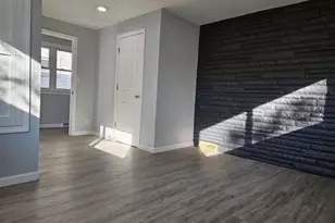 824 Johnson St, Gary, IN 46402 - Photo 11