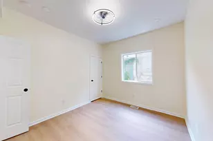 929 Drackert St, Hammond, IN 46320 - Photo 15