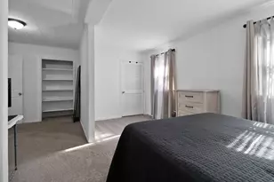 607 Madison St, Valparaiso, IN 46385 - Photo 11