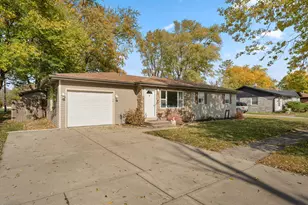 432 Apache Ln, Lowell, IN 46356 - Photo 15