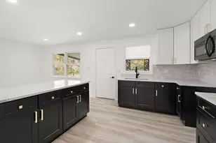 5945 Harrison St, Merrillville, IN 46410 - Photo 9