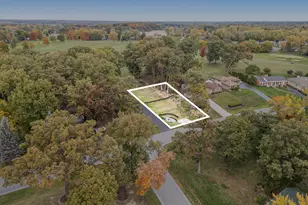 1135 Sunnyslope Dr, Crown Point, IN 46307 - Photo 1