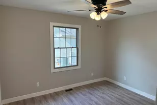 821 9th St SW, Demotte, IN 46310 - Photo 13