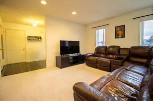 9976 Pheasant Ln, Saint John, IN 46373 - Photo 11