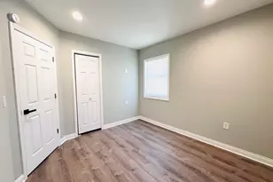 200 Taft Pl, Gary, IN 46404 - Photo 9