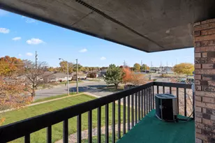 929 W Glen Park Ave, Griffith, IN 46319 - Photo 15