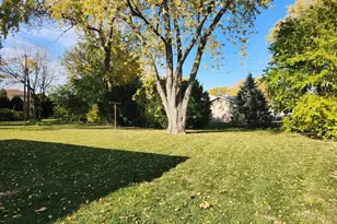 601 Berkley Dr, Dyer, IN 46311 - Photo 11