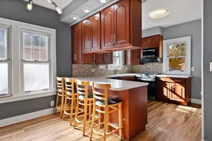 805 1/2 Napoleon St, Valparaiso, IN 46383 - Photo 11