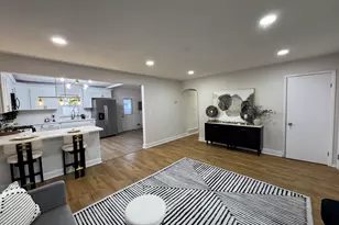 6637 S McCook Ave, Hammond, IN 46323 - Photo 5