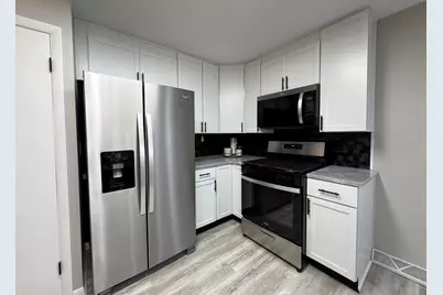 8009 Greenwood Avenue, Munster, IN 46321 - Photo 9