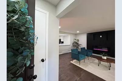 8009 Greenwood Avenue, Munster, IN 46321 - Photo 3