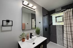 8009 Greenwood Ave, Munster, IN 46321 - Photo 11