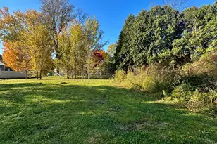 7838 N Walker Rd, New Carlisle, IN 46552 - Photo 3