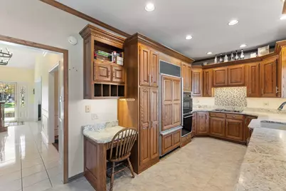 242 Golfview Drive, Schererville, IN 46375 - Photo 7