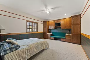 242 Golfview Dr, Schererville, IN 46375 - Photo 17