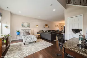 1078 E 114th Ave, Crown Point, IN 46307 - Photo 3