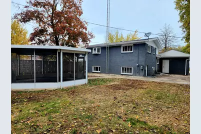 7033 E 1st Avenue, Gary, IN 46403 - Photo 19